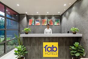 Fabhotel Red Vibe