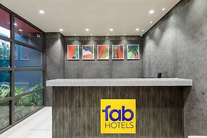 Fabhotel Red Vibe