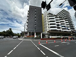 Cosy 2-Bedroom Apartment Homebush NSW