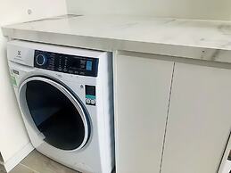 The Antonia Apartments - Korea Town D7