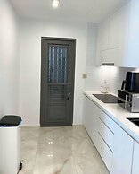 The Antonia Apartments - Korea Town D7