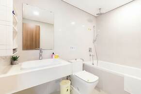 Eco Green Saigon - Free Gym & Pool