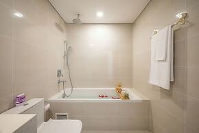 Eco Green Saigon - Free Gym & Pool