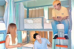 Friends Hostel - Phuket Airport