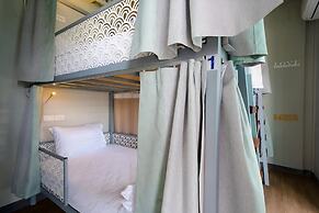 Friends Hostel - Phuket Airport