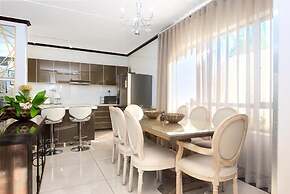 Craigavon House by Tanaka Kingdom