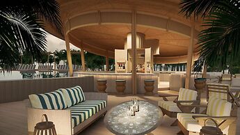 Centara Grand Lagoon Maldives