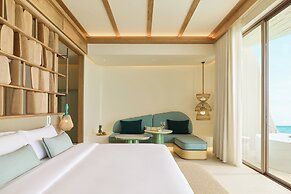 Centara Grand Lagoon Maldives