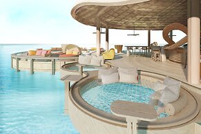 Centara Grand Lagoon Maldives