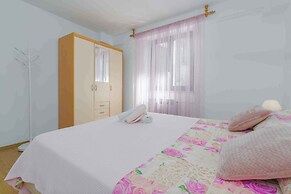 Ferienwohnung mit Wlan und Schöner Terrasse