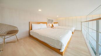 Yeosu Sorrr Spa Oceanview Pension