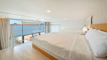 Yeosu Sorrr Spa Oceanview Pension