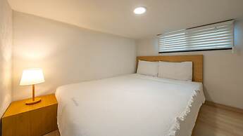 Yeosu Sorrr Spa Oceanview Pension