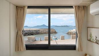 Yeosu Sorrr Spa Oceanview Pension