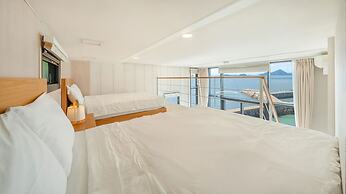 Yeosu Sorrr Spa Oceanview Pension