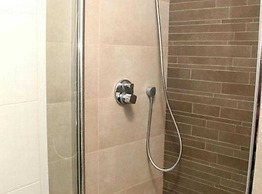 Cozy Sea View Apartment With Balcony