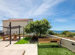 Shimmering Sea Apartment With Terrace