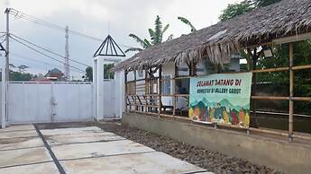 DeBali Villa Countryside by Simply Homy