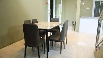 DeBali Villa Countryside by Simply Homy