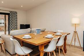 Cart Shed 2 - From 165 Per Night