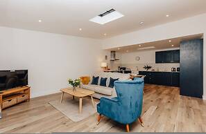 Cart Shed 2 - From 165 Per Night