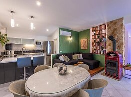 Idyllic Escape Villa Maretici With Pool and Private Garden