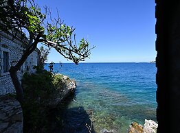 Seaside Escape Rovinj Old Town Apartment