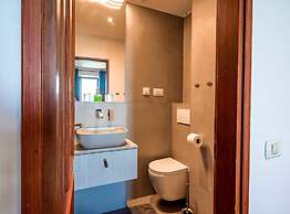 Seaside Escape Rovinj Old Town Apartment