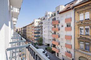 The Rose Garden Apartments