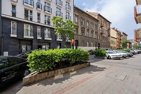 The Rose Garden Apartments