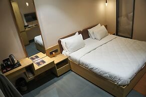 VITS Roccia Hill Resort and Adventure Park ,Navapur