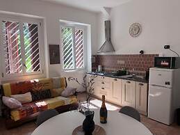 Holiday Home Roma Night and Day