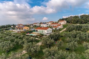 Villa Olivia with Sauna