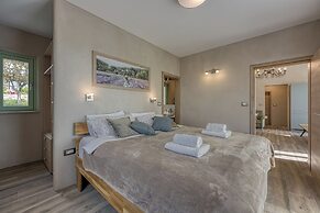 Villa Olivia with Sauna