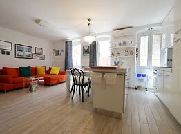 Charming and Tranquil Rovinj Center Apartment