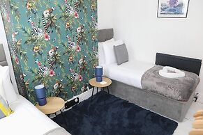 Hove and Away With Garden By My Getaways