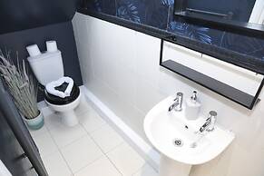 Hove and Away With Garden By My Getaways