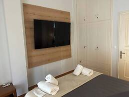 Theodora Suite Smart key box by Project 86 ike