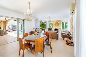 Villa Zoey