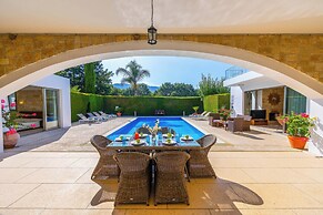 Villa Zoey