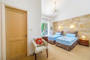 Villa Zoey