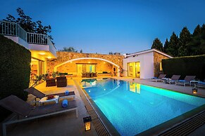 Villa Zoey