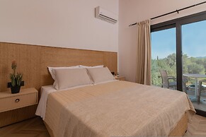 Kozakos Villa 1 With Private Swimming Pool