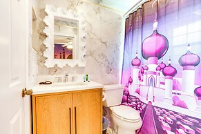 Outdoor Oasis: Home 4 Mi to Disney!