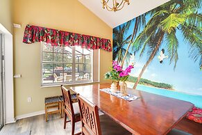 Outdoor Oasis: Home 4 Mi to Disney!