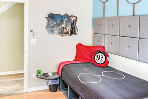 Outdoor Oasis: Home 4 Mi to Disney!