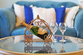 8 Mi to Animal Kingdom: Disney Escape w/ Pool!