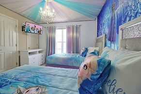 8 Mi to Animal Kingdom: Disney Escape w/ Pool!