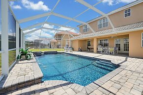 8 Mi to Animal Kingdom: Disney Escape w/ Pool!