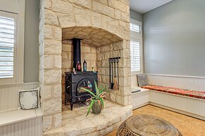 Near Golfing & Parks: Serene San Antonio Home